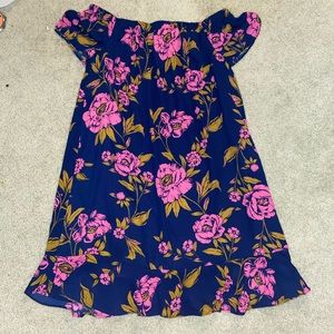 Express floral shift dress🌸🌸
